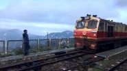 UPSC NDA Exams 2020: Kalka-Shimla Train Resumes, Brings Two Passengers From Solan to Write Entrance Test; Watch Video