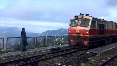 UPSC NDA Exams 2020: Kalka-Shimla Train Resumes, Brings Two Passengers From Solan to Write Entrance Test; Watch Video