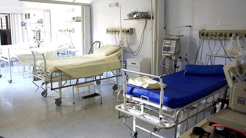 Lucknow to Get 2 COVID-19 Hospitals; Rajnath Singh Asks DRDO to Construct Coronavirus Hospitals With 600 Beds