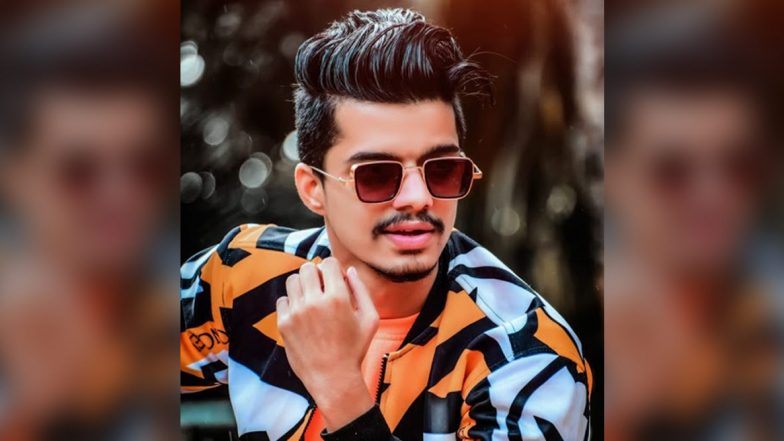 Jagdish Nikam, Who Is in the Field of Modeling Out of His Love of Photography, Has Set a Goal