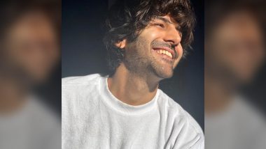 Kartik Aaryan Shares a Happy Pic on Instagram With Caption, 'What Can Be More Contagious Than a Smile?'