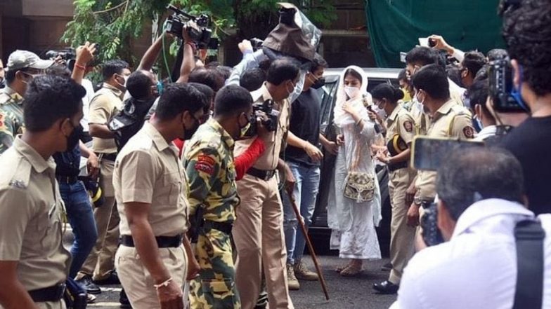 SSR Death Case: Rhea Chakraborty Appears Before NCB for Second Day