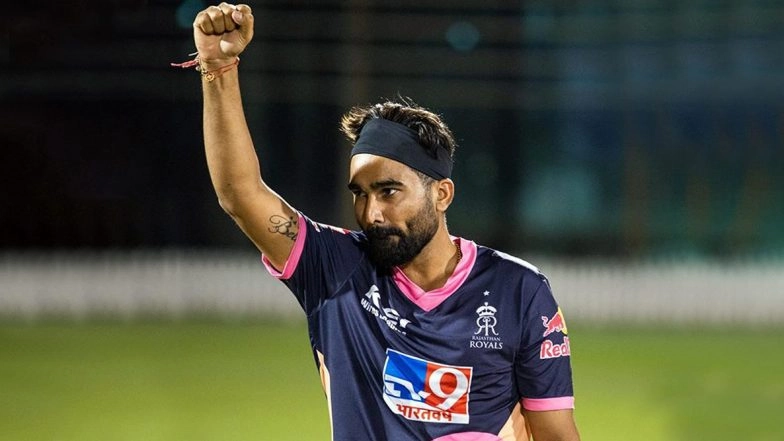 Rahul Tewatia Rejoins Twitter Almost After 2 Years, Rajasthan Royals Welcome All-Rounder With 'Der Aaye Durust Aaye' Idiom