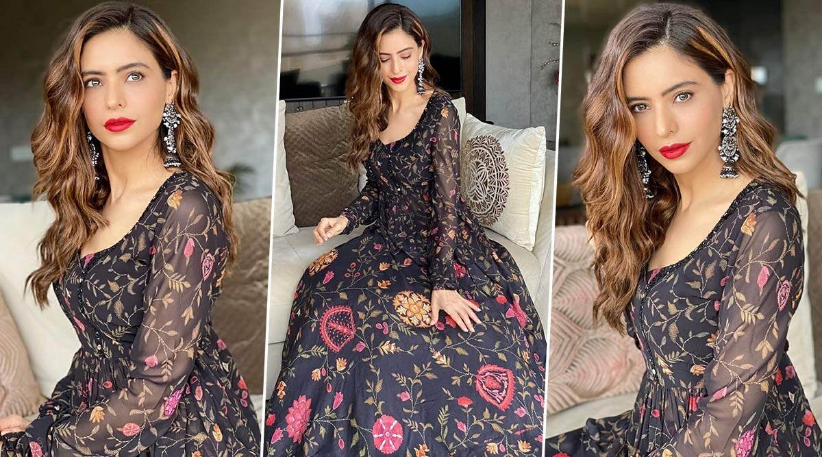 Aamna Sharif in Saundh