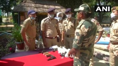 BSF Foils Infiltration Attempt From Pakistan Along IB in Jammu, Recovers 58 Packets of Narcotics and Two Pistols