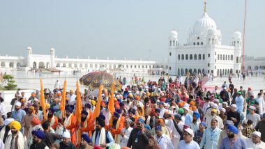 Guru Nanak 481st Death Anniversary: 4,500 Pakistani Sikhs Participate in Prayers at Kartarpur