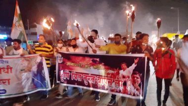 Farm Bills Protests: Youth Congress Takes Out Torch Rally in Delhi Against Government