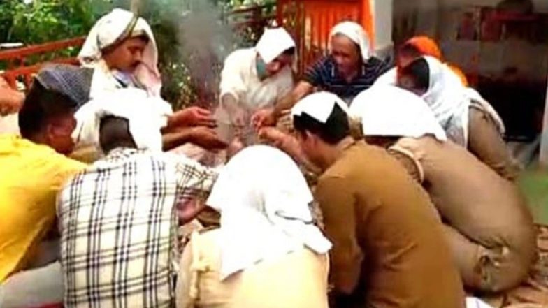 Kanpur Policemen Organises ‘Havan’ at UP Police Station to Get Rid of Bikru’s Evil Spirits