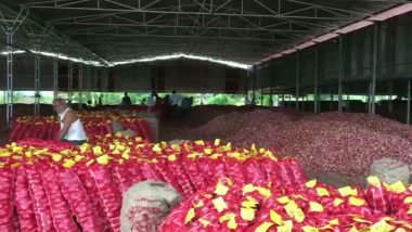 Onion Export Ban: Farmers in Nashik Unhappy Over Centre's Decision, Fear Decline in Wholesale Prices of Bulb