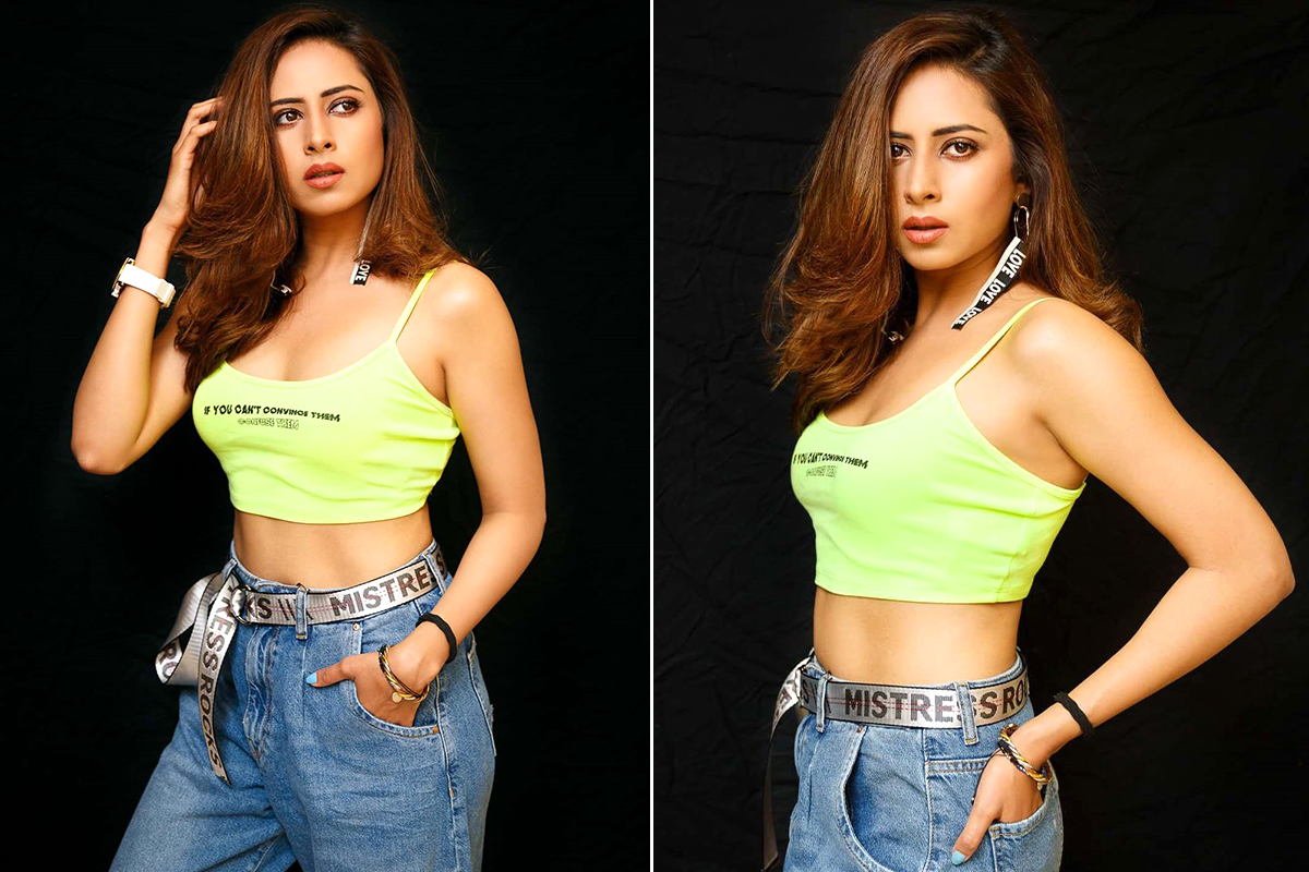 Sargun Mehta Birthday Special: Beauty in Simplicity, Style Versatility Is  Just Another Facet of Her Gorgeous Personality!