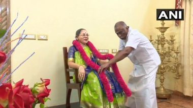 Fibre And Rubber Statue of Madurai Businessman Sethuraman's Late Wife Unveiled at Home, a Month After her Demise; View Heart-warming Pics