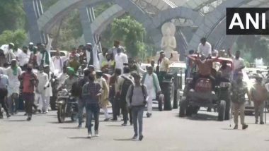 Bharat Bandh Updates: Members of Bhartiya Kisan Union Block Roads in Noida, Stage Protests Near Delhi Border Against Farm Bills, Traffic Diverted