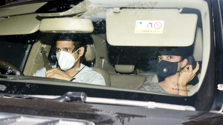 Sidharth Malhotra and Kiara Advani Go Out on a Drive Together Sparking Dating Rumours Once Again (See Pics)