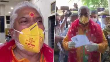 Bihar Assembly Elections 2020: Minister Prem Kumar to be Booked For Wearing BJP Symbol-Printed Mask at Polling Booth in Gaya