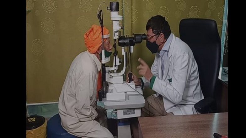 Baba ka Dhaba Owner Kanta Prasad, Wife Badami Devi Get Free Cataract Treatment From Dr Samir Sud of Delhi's Sharp Sight Eye Hospital