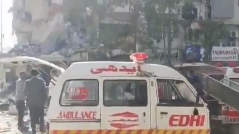 Pakistan: Explosion In Building Near Maskan Chowrangi in Karachi, 3 Dead, 15 Injured (Watch Video)