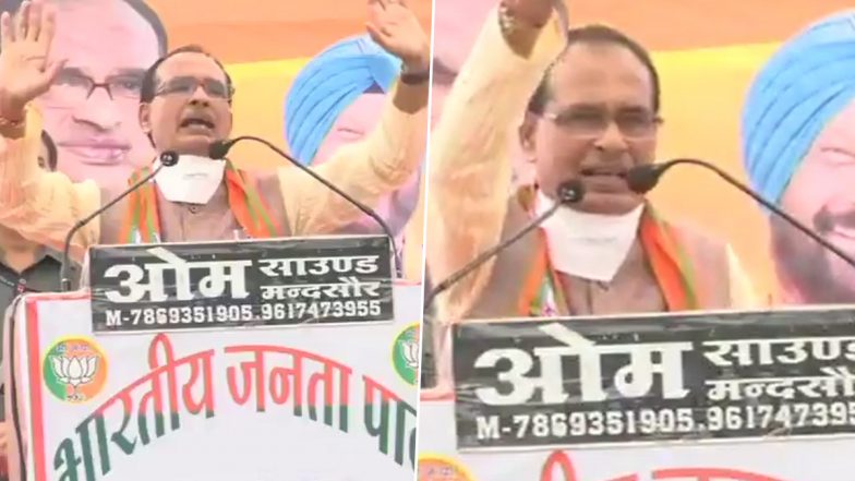 Madhya Pradesh Bypolls 2020: Shivraj Singh Chouhan Hits Out at Kamal Nath, Says a CM 'Takes People Out of Troubles; Watch Video