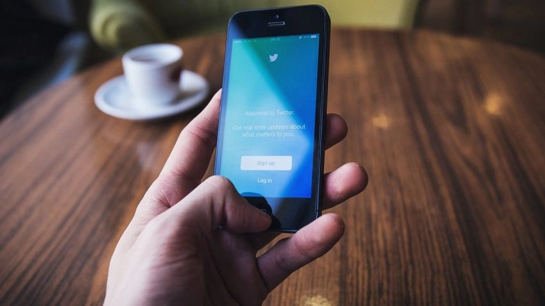 Twitter in Trouble Again! NCPCR Issues Summons to Delhi Police for Non-Registration of FIR Over Availability of Child Pornography on Microblogging Site