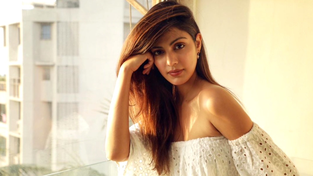 1200px x 675px - Rhea Chakraborty Looks Fresh And Charming In This Selfie As She Goes 'Rise  and Shine' On Instagram (See Pic) | ðŸŽ¥ LatestLY