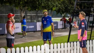 Shane Warne Catches up with CSK Coach Stephen Fleming & KXIP Fielding Mentor Jonty Rhodes, Veterans Social Distancing (See Pic)