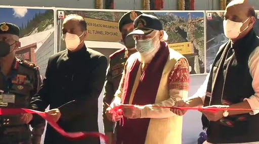PM Narendra Modi Inaugurates Atal Tunnel at Rohtang in Himachal Pradesh, Says It Will Give New Strength to India’s Border Infrastructure