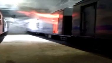 Mumbai Local Train Fire: Blaze Erupts in Power Coach of Air-Conditioned Train Parked at Mumbai Central Car Shed; Watch Video