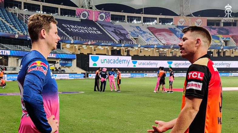 David Warner Catches Up With Steve Smith After RR vs SRH, IPL 2020, Rajasthan Royals Share Snaps on Social Media
