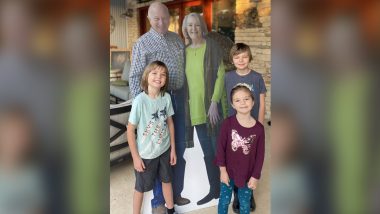 Thoughtful Thanksgiving 2020! Texas Grandparents Send Life-Sized Cardboard Cutouts to Grandkids for the Holiday After COVID-19 Pandemic Cancelled Family Reunion (See Pics and Video)
