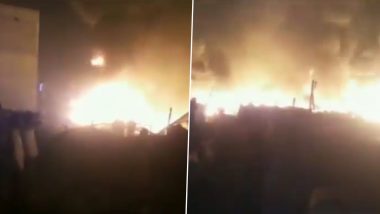 Fire in Ghaziabad: Major Blaze Erupts at Slum, 15 Fire Tenders Engage in Firefighting Operation