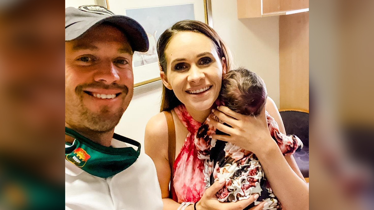 Ab De Villiers Becomes Father For Third Time Shares Picture Of Newborn Daughter Yente De Villiers Latestly