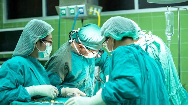 Delhi: Fortis Hospital Doctors Successfully Remove World's Largest Spinal Tumour Measuring 37.4 CM From 22-Year-Old Woman