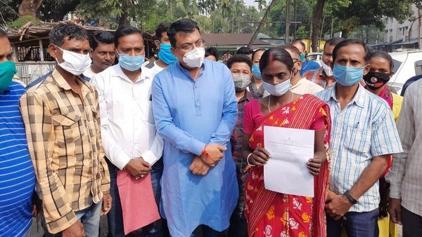 Mamata Banerjee Govt Appoints Tribal Woman as Home Guard Who Offered Lunch to Home Minister Amit Shah
