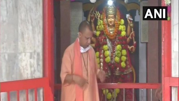 Flowers Offered at Gorakhnath Temple in Gorakhpur Have Become a Source of Employment