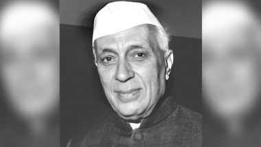 Jawaharlal Nehru 131st Birth Anniversary: Images & HD Wallpapers With Quotes of First Prime Minister of India For Free Download to Celebrate Children's Day and Nehru Jayanti