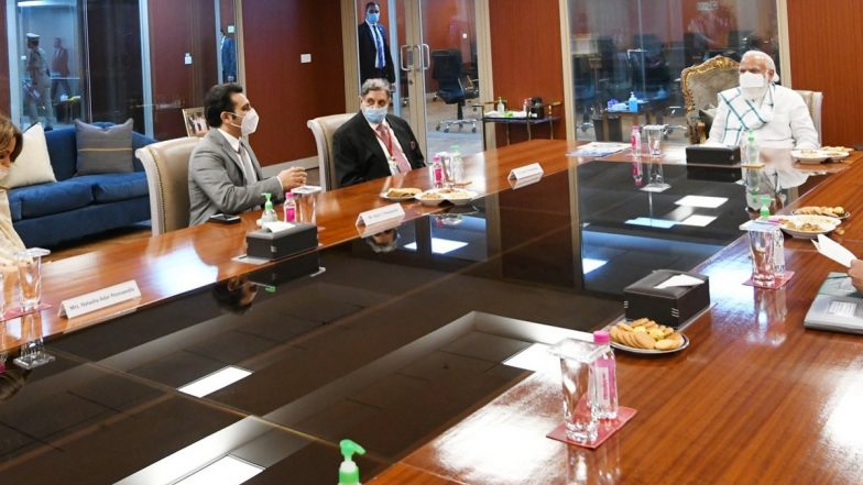 PM Narendra Modi Visits Serum Institute of India, Reviews COVID-19 Vaccine Manufacturing Facility