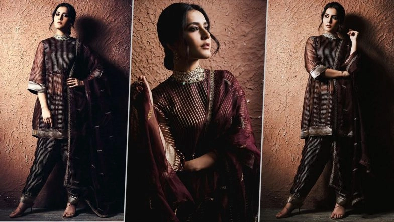 Raashi Khanna Gives Us the Perfect Wedding Chic Vibe to Flaunt!