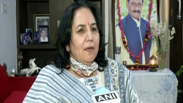 BJP Candidate Sangeeta Chauhan Alleges 'Fake Voting' in Naugaon Sadat Constituency