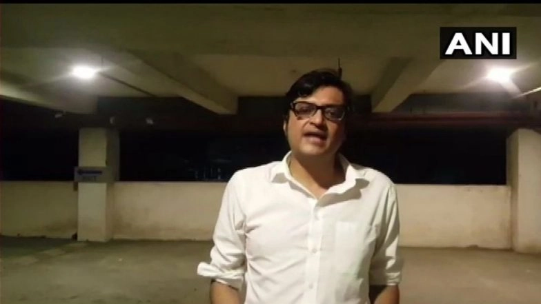 Arnab Goswami Arrested by Mumbai Police, Republic TV Editor Taken in a Police Van, Watch Video