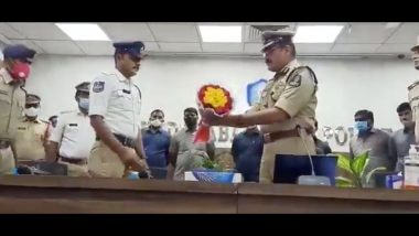 Massive Respect! G Babji, Hyderabad Traffic Constable Runs 2 Km to Clear Heavy Traffic to Make Way for Ambulance, Gets Awarded for His Selfless Act (Watch Video)