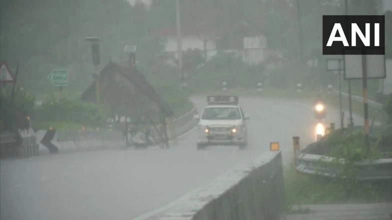 Cyclone Nivar Updates: 'Very Severe Cyclonic Storm' Expected to Make Landfall Today, Heavy Rains Lash Chennai