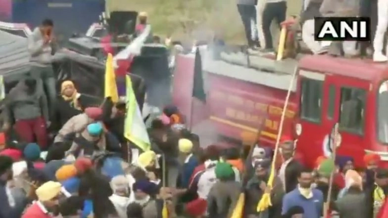Farmers Protest: Delhi Police Allow Protesting Farmers to Enter National Capital, Appeal to Them to Maintain Order & Demonstrate Peacefully