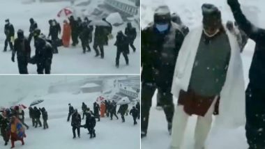 Uttarakhand CM Trivendra Rawat Singh and Uttar Pradesh CM Yogi Adityanath Get Stuck in Kedarnath Due to Heavy Snowfall