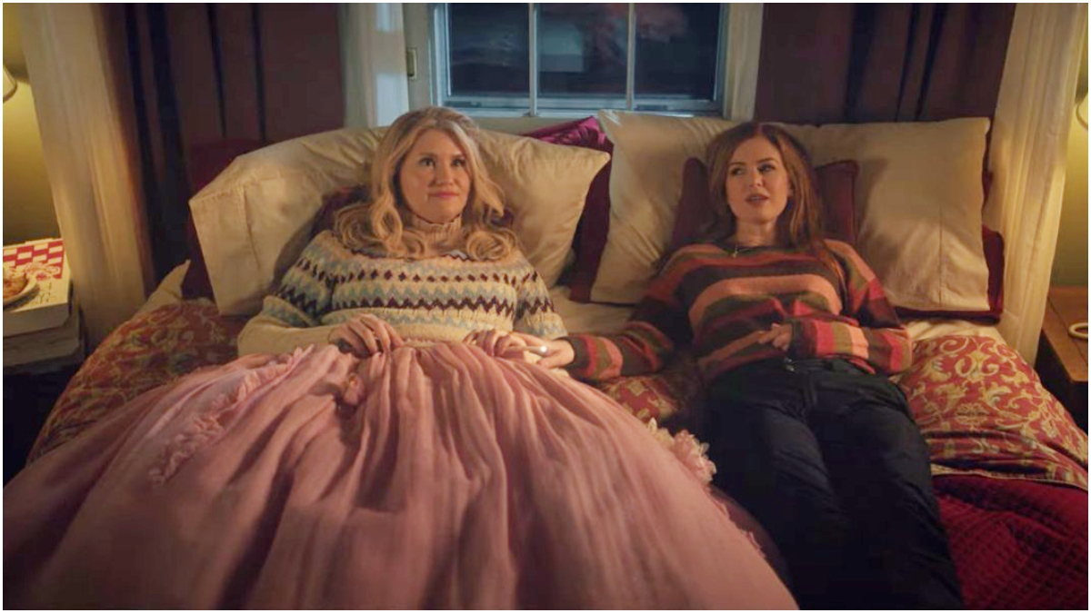 Hollywood News Godmothered Trailer Jillian Bell Is The Clumsy Fairy Godmother That Isla