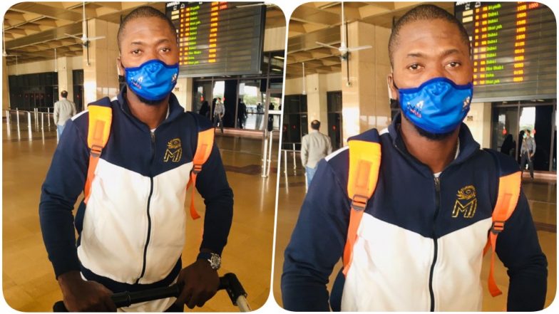 Shane Rutherford Joins Karachi Kings for PSL 2020 Qualifiers, Fans Spot Him Wearing Mumbai Indians’ Mask & Jacket (See Pic)