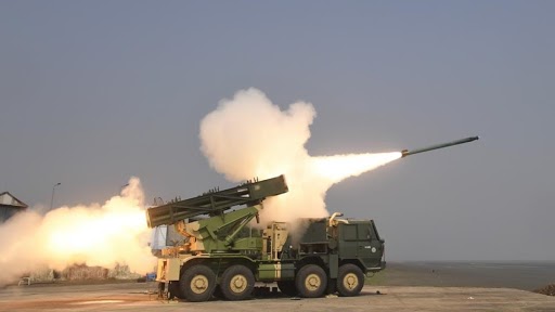 Pinaka Missile System Developed by DRDO Successfully Flight Tested From Chandipur in Odisha, Total 6 Rockets Launched in Series