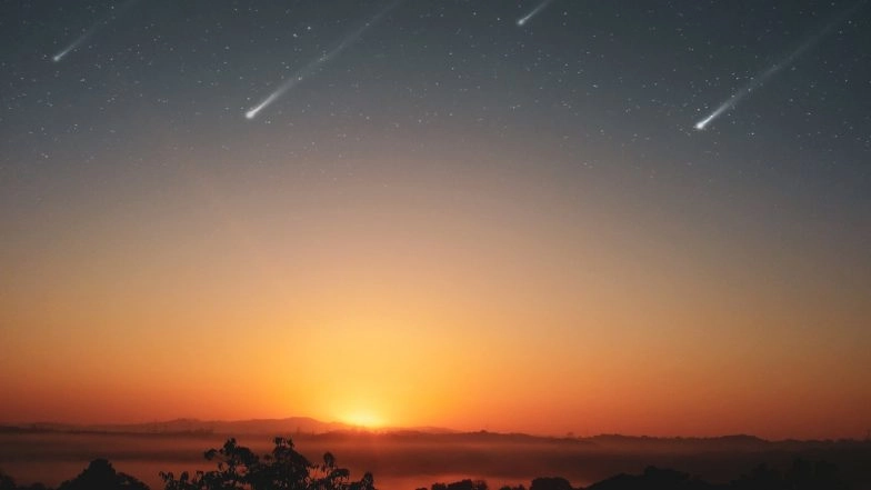 Shooting Stars in Broad Daylight! From New York to Ontario, Fireball Meteor Shower Lights Up the Sky Across the East Coast of US and Canada During the Day (Watch Videos)