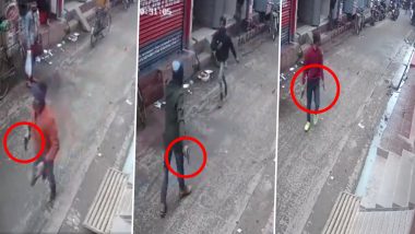 Bihar: Assailants Loot Gold Worth Rs 14 Lakh in Broad Daylight From Shop in Darbhanga (Watch Video)