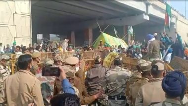 Farm Bill Protests: Farmers Try to Enter Delhi by Breaking Barricades at Ghazipur