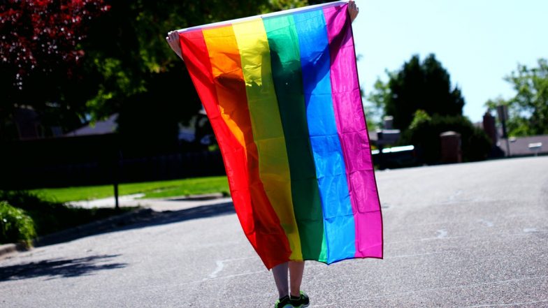 Gender Neutral Pronouns: When to Use ‘He/Him’, ‘She/Her’ or ‘They/Them/Theirs’ in Your Social Media Bio