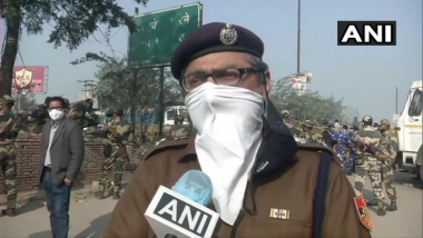 Delhi Police Says ‘Held Positive Dialogue With Agitating Farmers at Singhu Border’